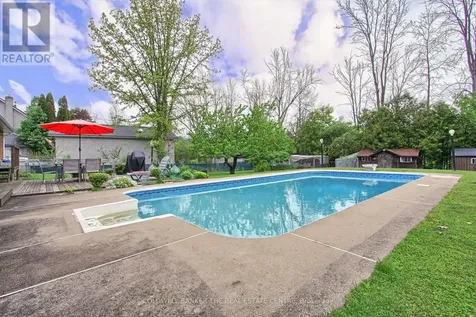 1324 Shore Acres (County Rd 3) Drive Innisfil ON L0L 1R0