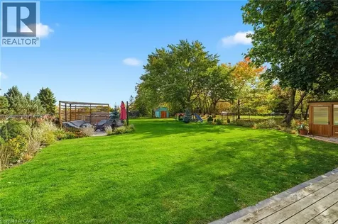 348 Sydenham Road Dundas ON L9H 5E2