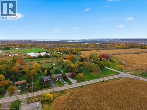 348 Sydenham Road Dundas ON L9H 5E2