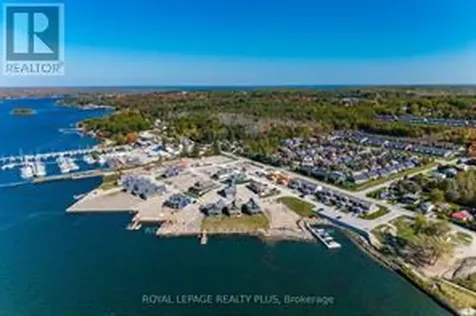 10 Magazine Street Penetanguishene ON L9M 0W6