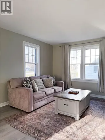 790 London Road Sarnia ON N8T 4H1