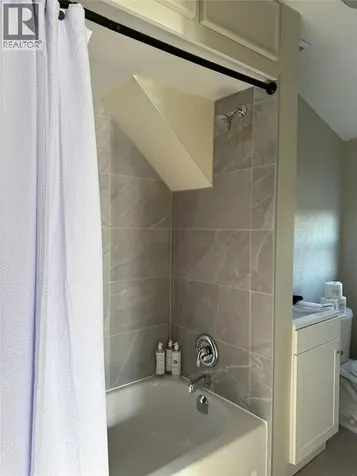 790 London Road Sarnia ON N8T 4H1