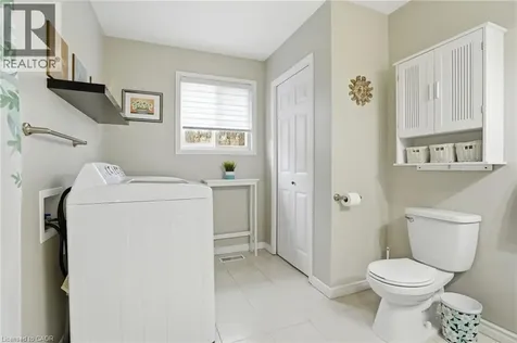 19 Dundas Street West Paris ON N3L 1E9