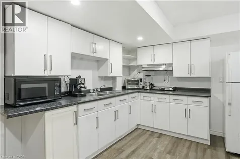 19 Dundas Street West Paris ON N3L 1E9
