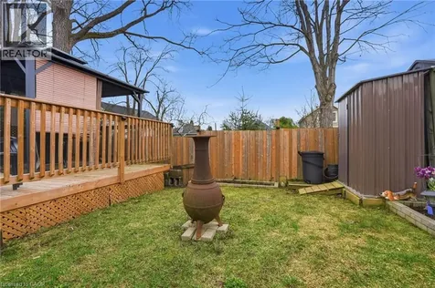 19 Dundas Street West Paris ON N3L 1E9