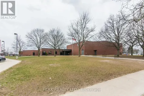 279 Sandowne Drive Waterloo ON N2K 2C1
