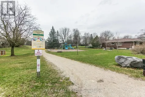 279 Sandowne Drive Waterloo ON N2K 2C1