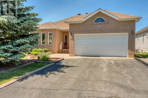 15 Antonio Way Perth ON K7H 3R5