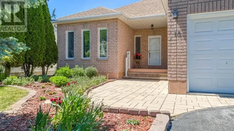 15 Antonio Way Perth ON K7H 3R5