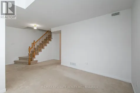246 Gershwin Private Ottawa ON K2H 1G5