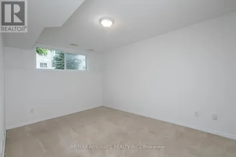 246 Gershwin Private Ottawa ON K2H 1G5