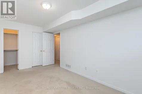 246 Gershwin Private Ottawa ON K2H 1G5