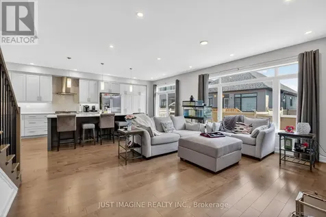 32 Edenbridge Court Ottawa ON K1W 0P1