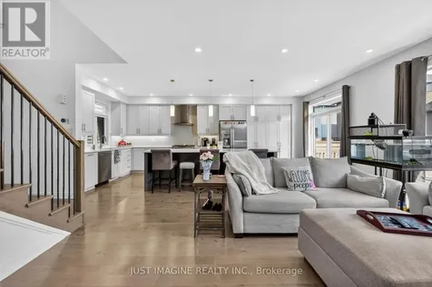 32 Edenbridge Court Ottawa ON K1W 0P1