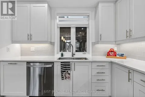 32 Edenbridge Court Ottawa ON K1W 0P1