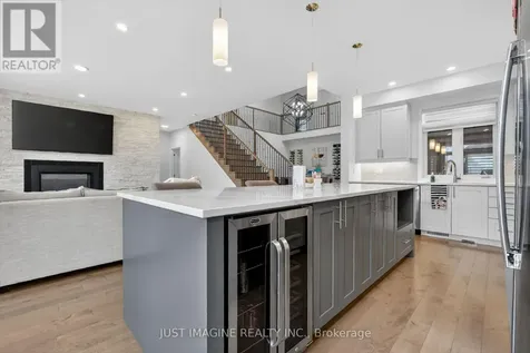 32 Edenbridge Court Ottawa ON K1W 0P1