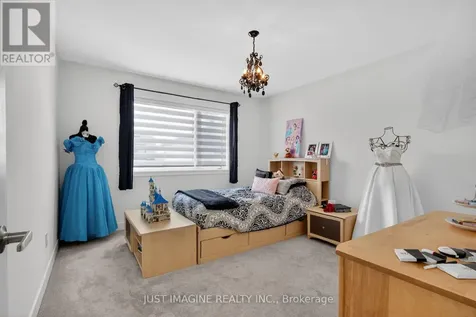 32 Edenbridge Court Ottawa ON K1W 0P1