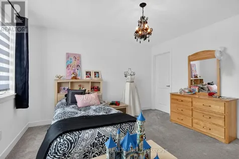 32 Edenbridge Court Ottawa ON K1W 0P1