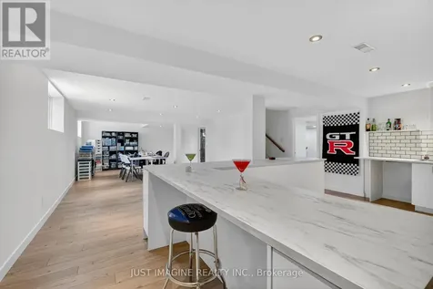 32 Edenbridge Court Ottawa ON K1W 0P1