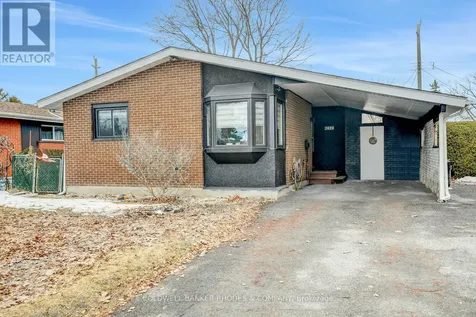 2424 Heaton Avenue Ottawa ON K1G 1J2