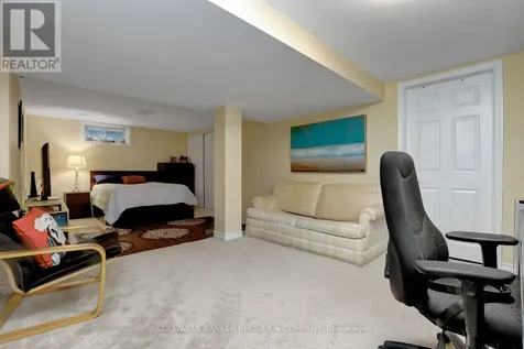 2424 Heaton Avenue Ottawa ON K1G 1J2
