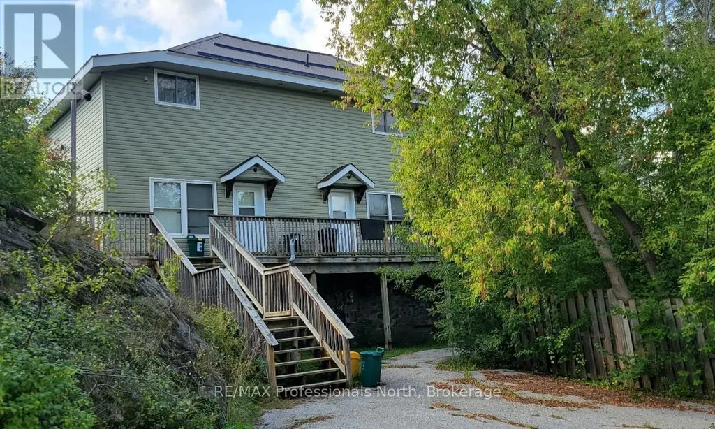 9 West Road Huntsville ON P1H 1K9
