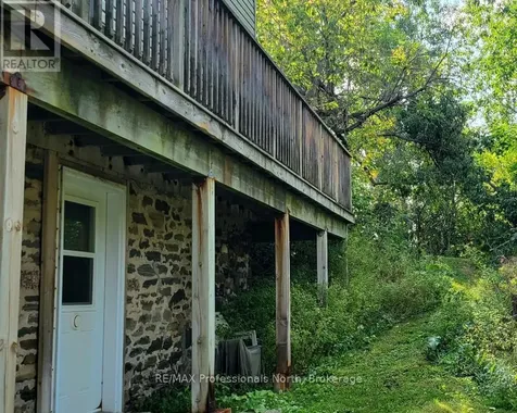 9 West Road Huntsville ON P1H 1K9