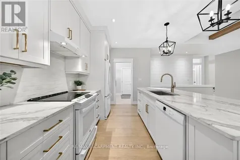24 Craddock Boulevard Haldimand ON N0A 1J0