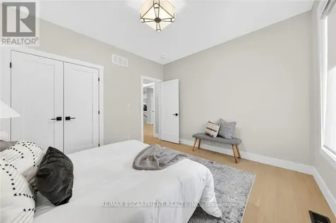 24 Craddock Boulevard Haldimand ON N0A 1J0