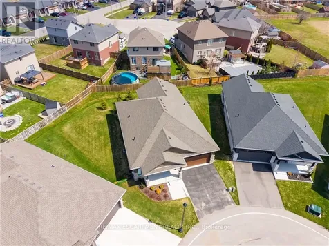24 Craddock Boulevard Haldimand ON N0A 1J0