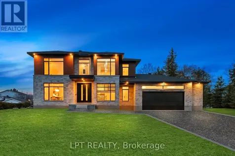 15 Briggs Avenue Ottawa ON K2E 6W5