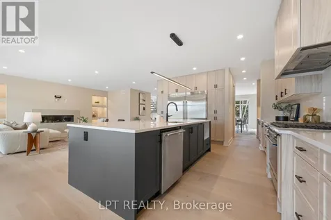 15 Briggs Avenue Ottawa ON K2E 6W5