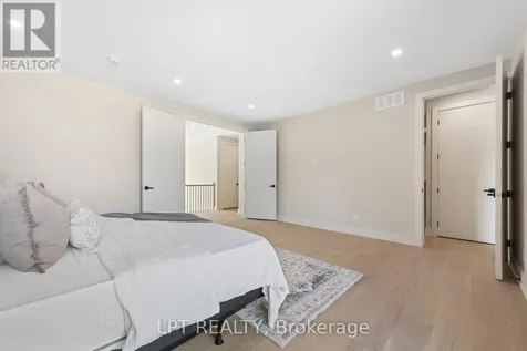 15 Briggs Avenue Ottawa ON K2E 6W5
