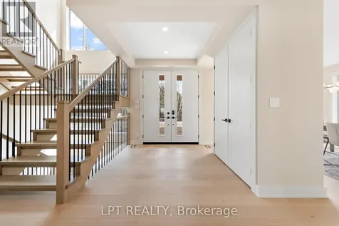 15 Briggs Avenue Ottawa ON K2E 6W5