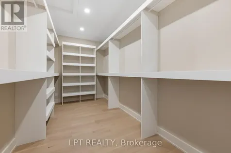 15 Briggs Avenue Ottawa ON K2E 6W5