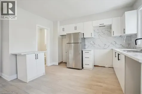 510 Britannia Avenue Hamilton ON L8H 1Z6