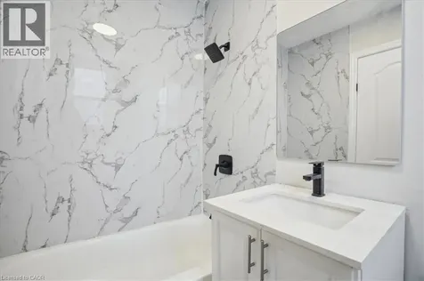 510 Britannia Avenue Hamilton ON L8H 1Z6