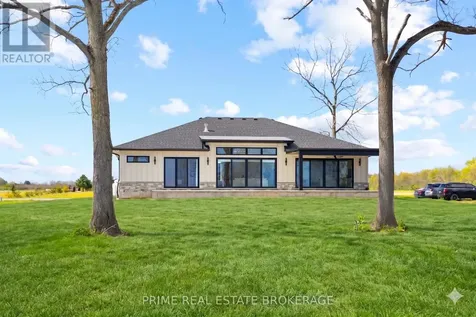 9 Black Walnut Drive Norfolk ON N0E 1P0