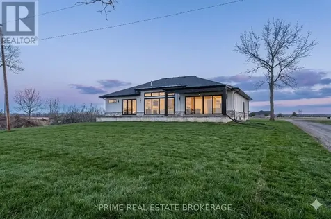 9 Black Walnut Drive Norfolk ON N0E 1P0
