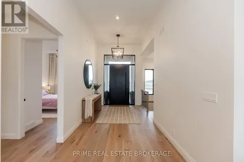 9 Black Walnut Drive Norfolk ON N0E 1P0