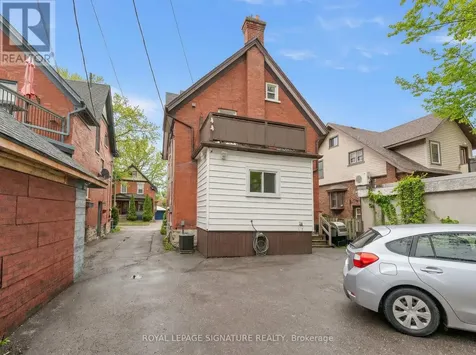 58 Hohner Avenue Kitchener ON N2H 2V4