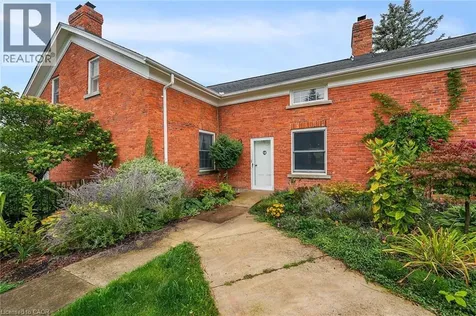 2432 Seburn Road Fonthill ON L0S 1E6