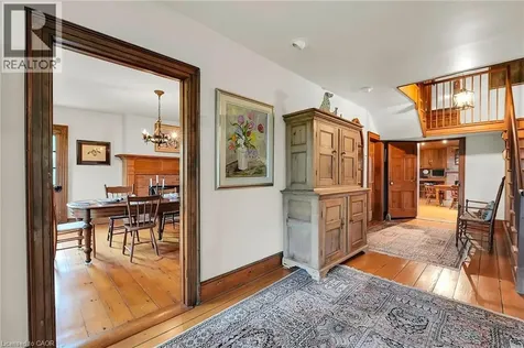 2432 Seburn Road Fonthill ON L0S 1E6
