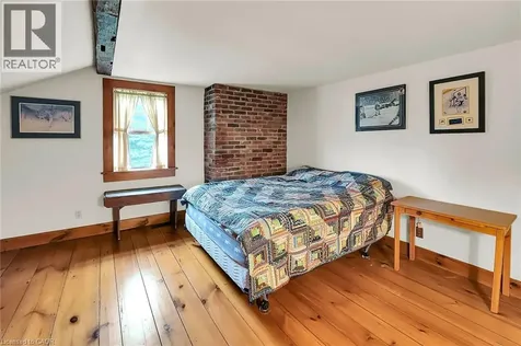 2432 Seburn Road Fonthill ON L0S 1E6