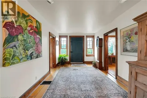 2432 Seburn Road Fonthill ON L0S 1E6
