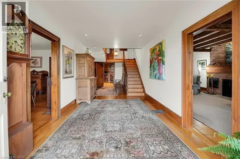 2432 Seburn Road Fonthill ON L0S 1E6
