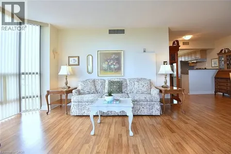 5090 Pinedale Avenue Burlington ON L7L 3V8