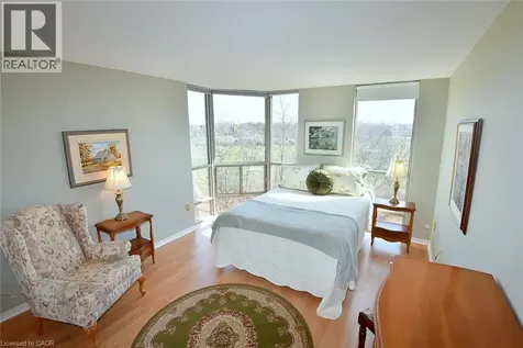 5090 Pinedale Avenue Burlington ON L7L 3V8
