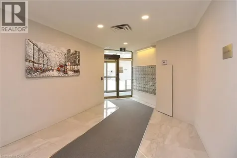 5090 Pinedale Avenue Burlington ON L7L 3V8