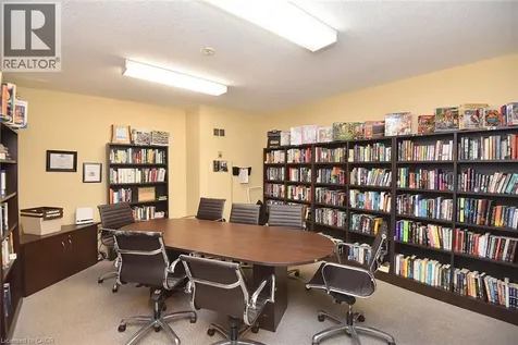 5090 Pinedale Avenue Burlington ON L7L 3V8